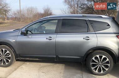 Позашляховик / Кросовер Nissan Qashqai+2 2011 в Варві