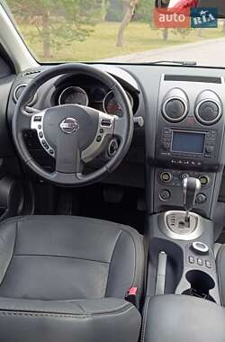 Позашляховик / Кросовер Nissan Qashqai+2 2009 в 