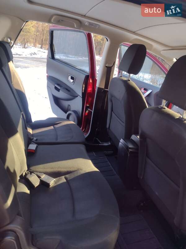 Внедорожник / Кроссовер Nissan Qashqai+2 2012 в Камне-Каширском