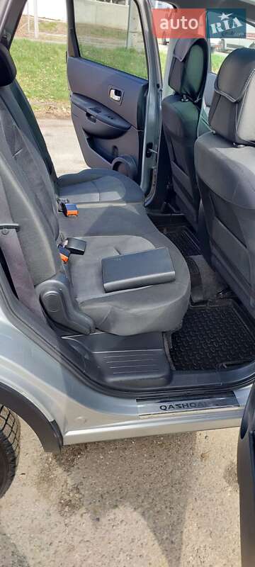 Внедорожник / Кроссовер Nissan Qashqai+2 2010 в Збараже