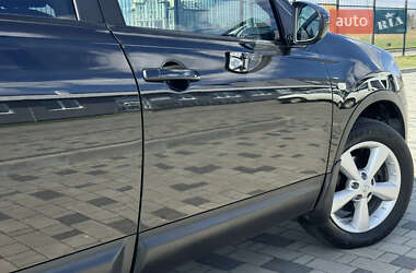 Внедорожник / Кроссовер Nissan Qashqai+2 2009 в 