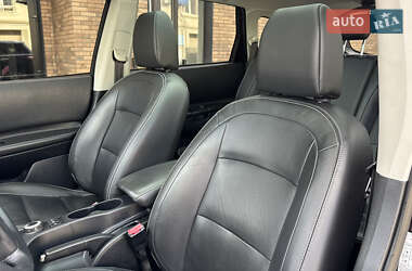 Позашляховик / Кросовер Nissan Qashqai+2 2012 в 