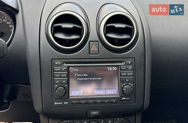 Позашляховик / Кросовер Nissan Qashqai+2 2012 в 
