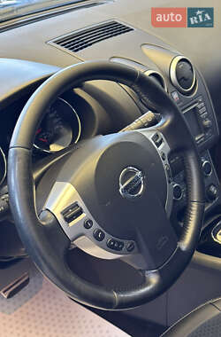 Внедорожник / Кроссовер Nissan Qashqai+2 2013 в 