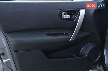 Внедорожник / Кроссовер Nissan Qashqai+2 2012 в 