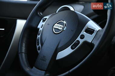 Внедорожник / Кроссовер Nissan Qashqai+2 2012 в 