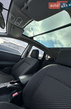 Позашляховик / Кросовер Nissan Qashqai+2 2009 в 