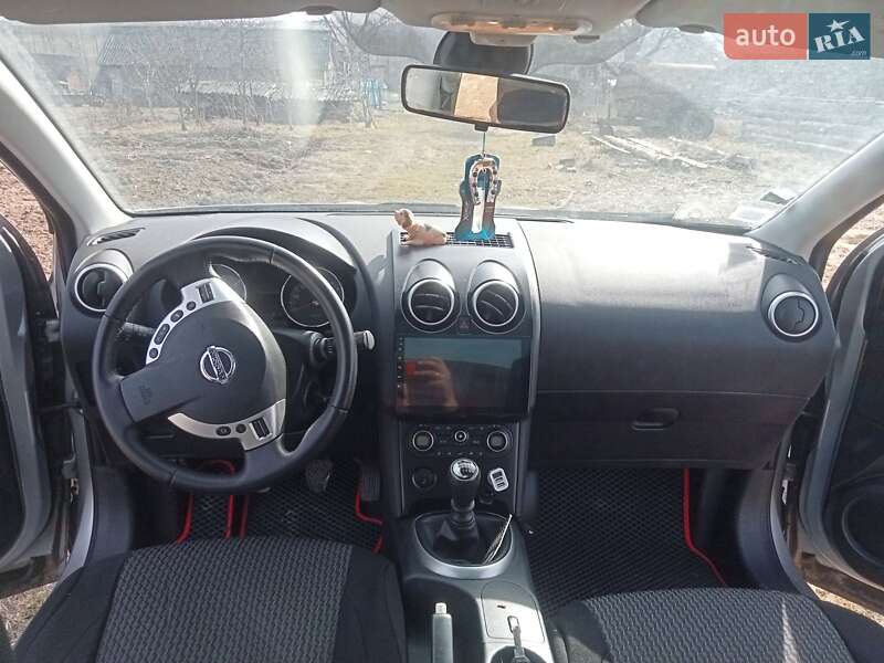 Внедорожник / Кроссовер Nissan Qashqai+2 2009 в Рава-Русской