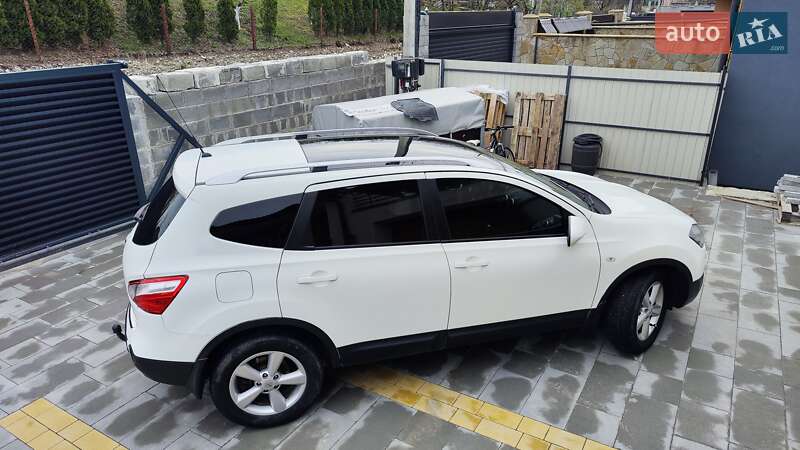 Внедорожник / Кроссовер Nissan Qashqai+2 2011 в Тернополе фото 3 Внедорожник / Кроссовер Nissan Qashqai+2 2011 в Тернополе
