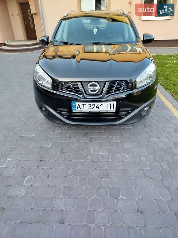 Позашляховик / Кросовер Nissan Qashqai+2 2010 в Коломиї