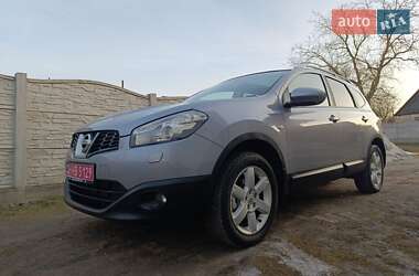 Позашляховик / Кросовер Nissan Qashqai+2 2012 в 