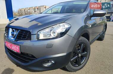 Внедорожник / Кроссовер Nissan Qashqai+2 2012 в 
