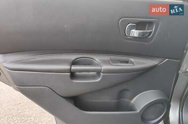 Внедорожник / Кроссовер Nissan Qashqai+2 2012 в 