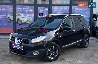 Позашляховик / Кросовер Nissan Qashqai+2 2011 в 