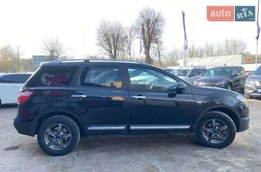 Позашляховик / Кросовер Nissan Qashqai+2 2011 в 