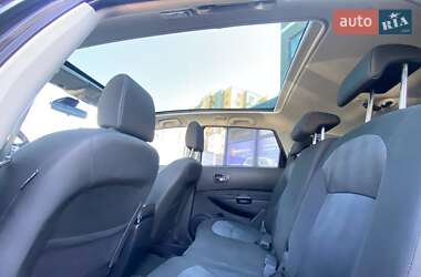 Позашляховик / Кросовер Nissan Qashqai+2 2011 в 