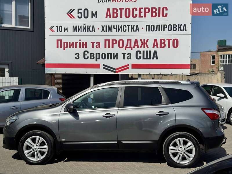 Позашляховик / Кросовер Nissan Qashqai+2 2011 в Полтаві