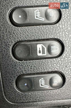 Внедорожник / Кроссовер Nissan Qashqai+2 2011 в 