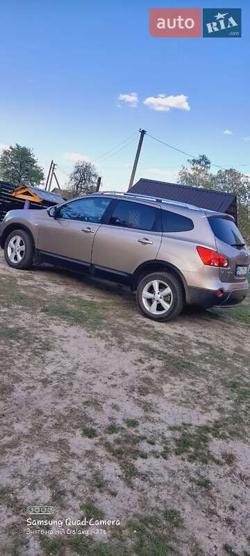 Позашляховик / Кросовер Nissan Qashqai+2 2009 в 