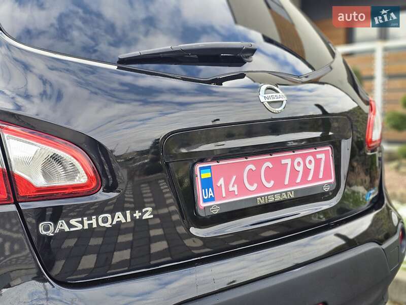 Позашляховик / Кросовер Nissan Qashqai+2 2011 в Стрию