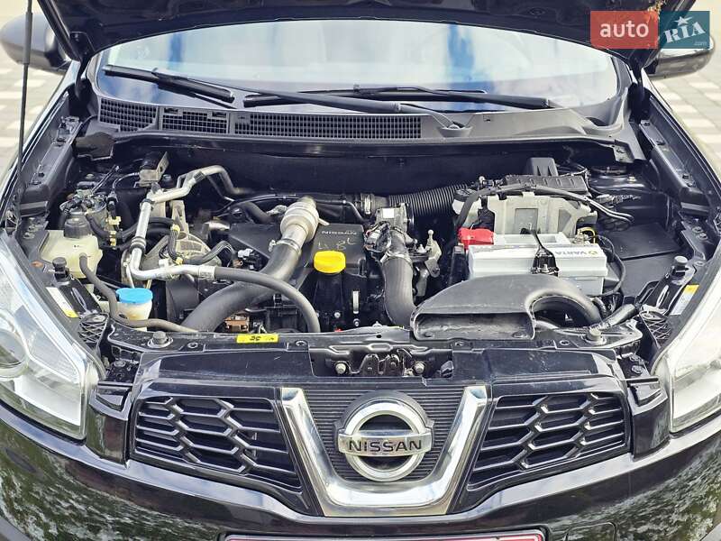 Позашляховик / Кросовер Nissan Qashqai+2 2011 в Стрию