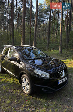 Внедорожник / Кроссовер Nissan Qashqai+2 2011 в 