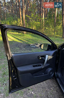 Внедорожник / Кроссовер Nissan Qashqai+2 2011 в 