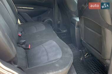 Позашляховик / Кросовер Nissan Qashqai+2 2012 в 