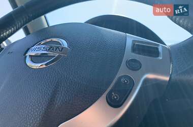 Позашляховик / Кросовер Nissan Qashqai+2 2012 в 