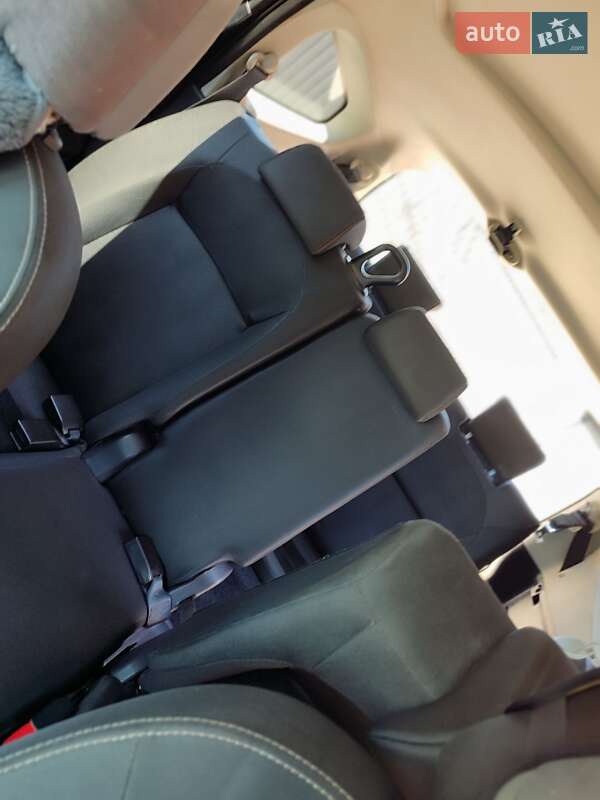 Внедорожник / Кроссовер Nissan Qashqai+2 2011 в Глыбокой