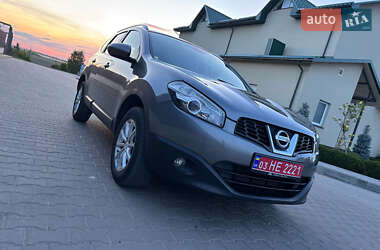 Позашляховик / Кросовер Nissan Qashqai+2 2012 в Луцьку