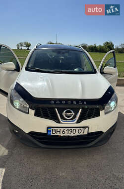 Внедорожник / Кроссовер Nissan Qashqai+2 2012 в Одессе