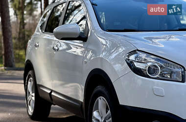 Внедорожник / Кроссовер Nissan Qashqai+2 2010 в 