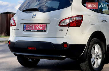 Внедорожник / Кроссовер Nissan Qashqai+2 2010 в 