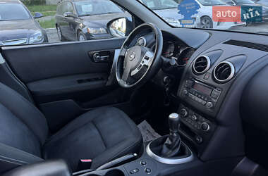 Внедорожник / Кроссовер Nissan Qashqai+2 2011 в 