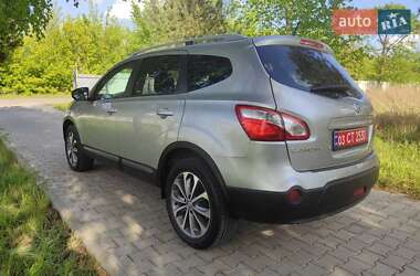 Позашляховик / Кросовер Nissan Qashqai+2 2012 в 