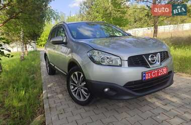Позашляховик / Кросовер Nissan Qashqai+2 2012 в 