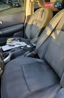 Внедорожник / Кроссовер Nissan Qashqai+2 2011 в 