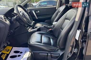 Внедорожник / Кроссовер Nissan Qashqai+2 2011 в 