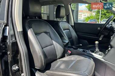 Внедорожник / Кроссовер Nissan Qashqai+2 2011 в 