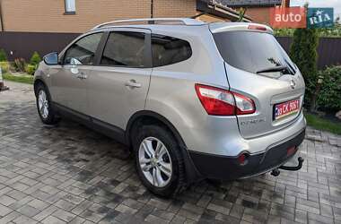 Внедорожник / Кроссовер Nissan Qashqai+2 2011 в 