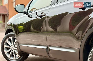 Внедорожник / Кроссовер Nissan Qashqai+2 2012 в 