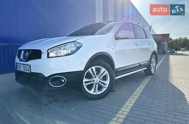 Позашляховик / Кросовер Nissan Qashqai+2 2010 в 