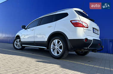 Позашляховик / Кросовер Nissan Qashqai+2 2010 в 