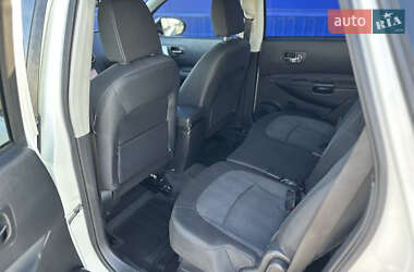 Позашляховик / Кросовер Nissan Qashqai+2 2010 в 