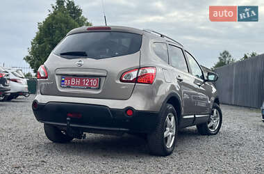 Внедорожник / Кроссовер Nissan Qashqai+2 2011 в 