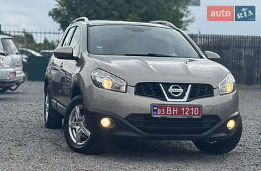 Внедорожник / Кроссовер Nissan Qashqai+2 2011 в 