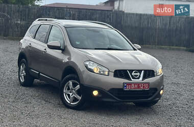 Внедорожник / Кроссовер Nissan Qashqai+2 2011 в 
