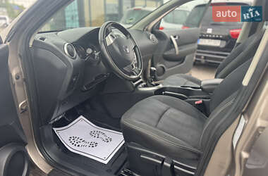 Внедорожник / Кроссовер Nissan Qashqai+2 2011 в 