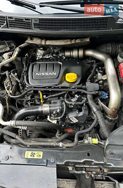 Позашляховик / Кросовер Nissan Qashqai+2 2013 в 